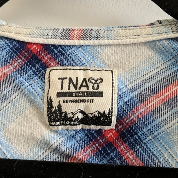 TNA boyfriend style hooded flannel - Picture 3 of 3